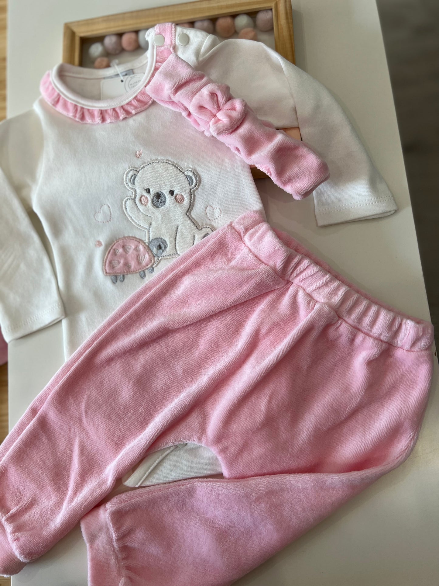 Σετ βελούδινο με κορδέλα 0-9M