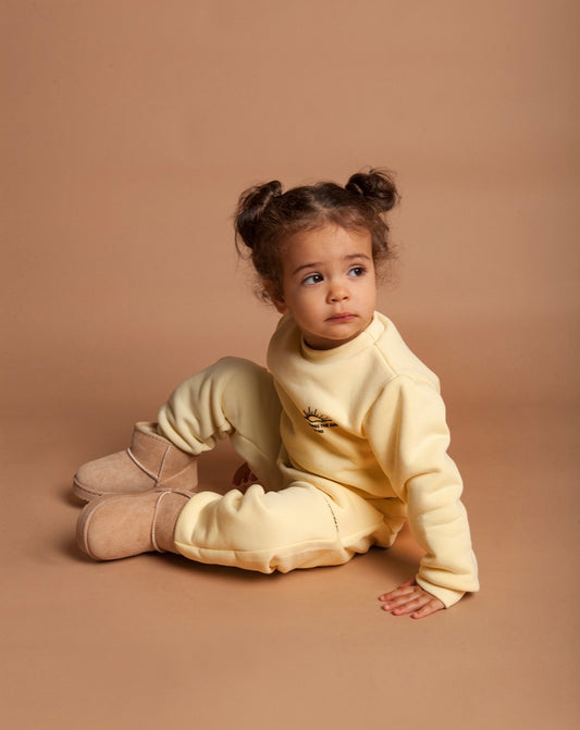 ΣΕΤ “HERE COMES THE SUN”